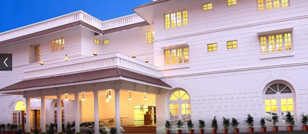 Thrissur Hotel Luciya Palace מראה חיצוני תמונה